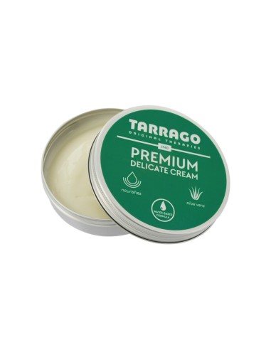 Crema limpiadora e hidratante para pieles delicadas.