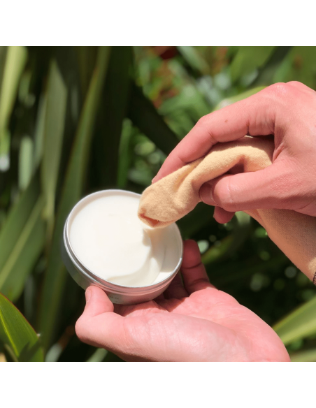 Tecido de algodão natural. Pano para aplicar graxa de sapato.